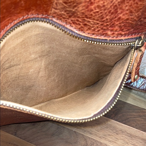 Vintage Crossbody Bag Leather Messenger  Zip Close Adjustable Strap Saddle Bag - Picture 5 of 16